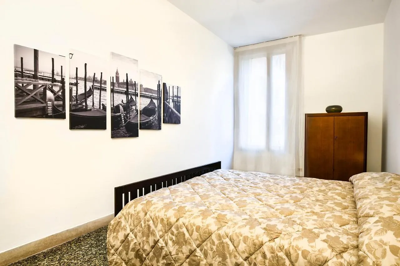 Santa Maria Formosa Apartments Venezia Italia